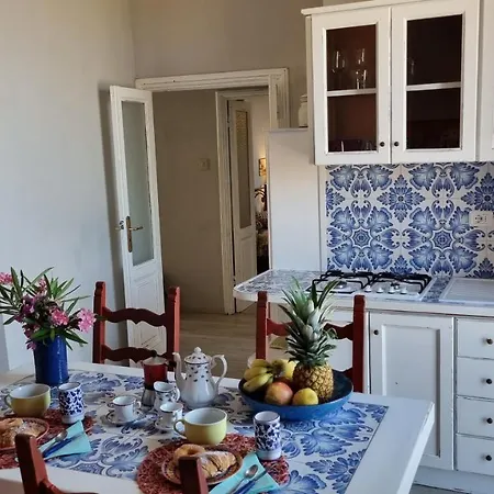 Rer Vista Mare Holiday home *